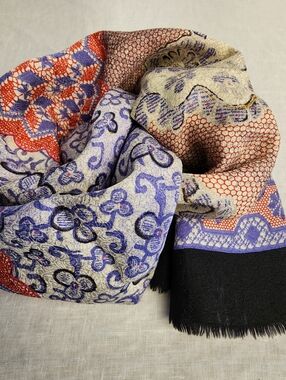 Silk Woven Floral Pattern Women's Scarf in Purple, Red & Black